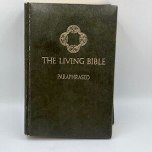 The Living Bible‎ Paraphrased Tussle House Publishing 1972 Edition